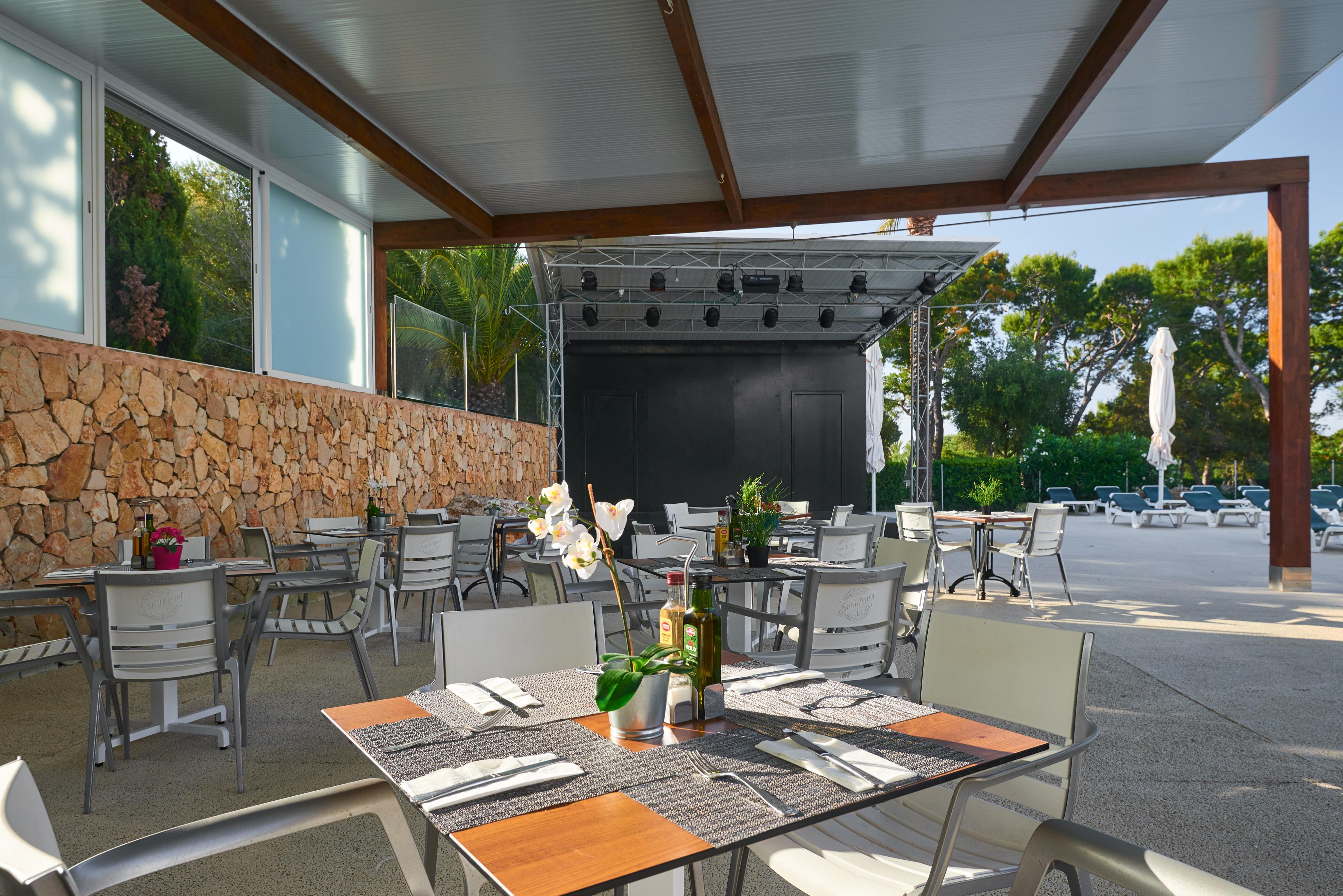 Playa Aparthotel