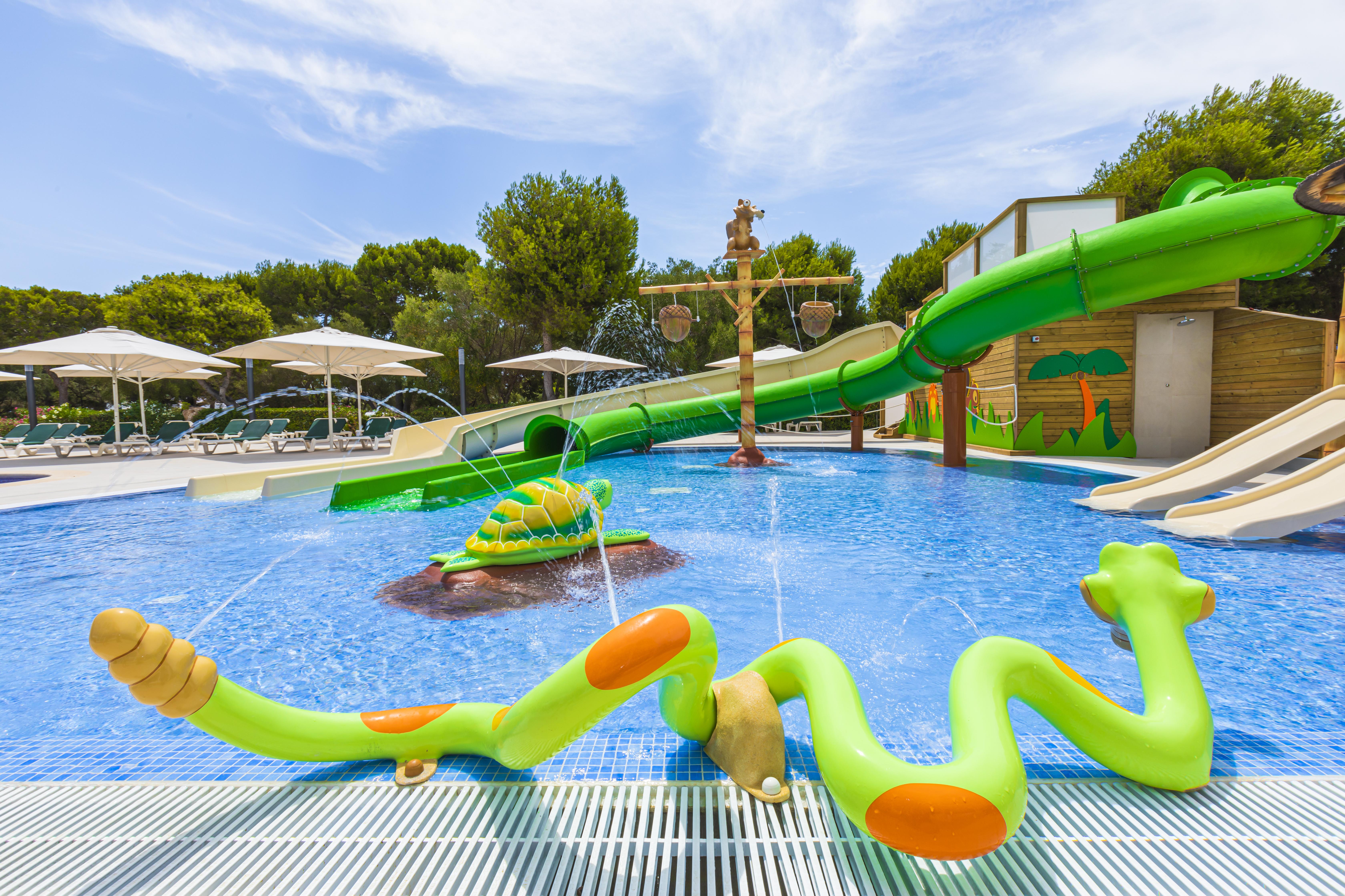 Playa Aparthotel 3*